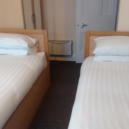 Delamere Holiday Flat แบล็คพูล ภายนอก รูปภาพ