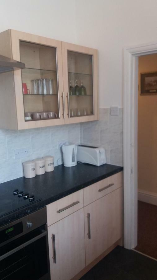 Delamere Holiday Flat แบล็คพูล ภายนอก รูปภาพ